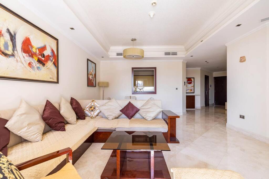 Luxury 1 Bedroom With A Private Beach Taj Granduer Residence At Palm Dubaï Extérieur photo