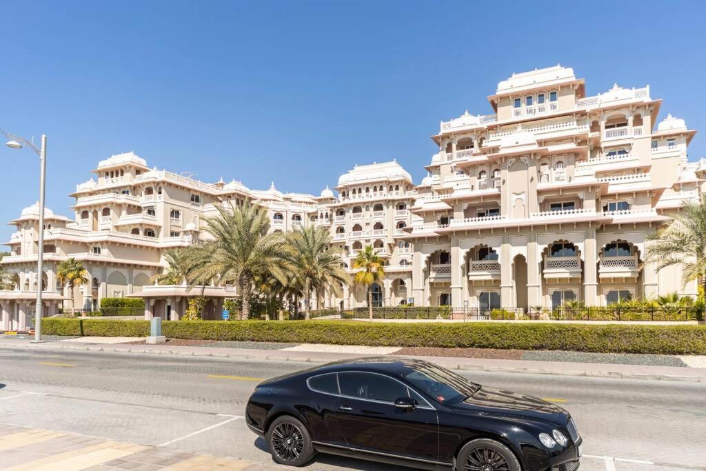 Luxury 1 Bedroom With A Private Beach Taj Granduer Residence At Palm Dubaï Extérieur photo
